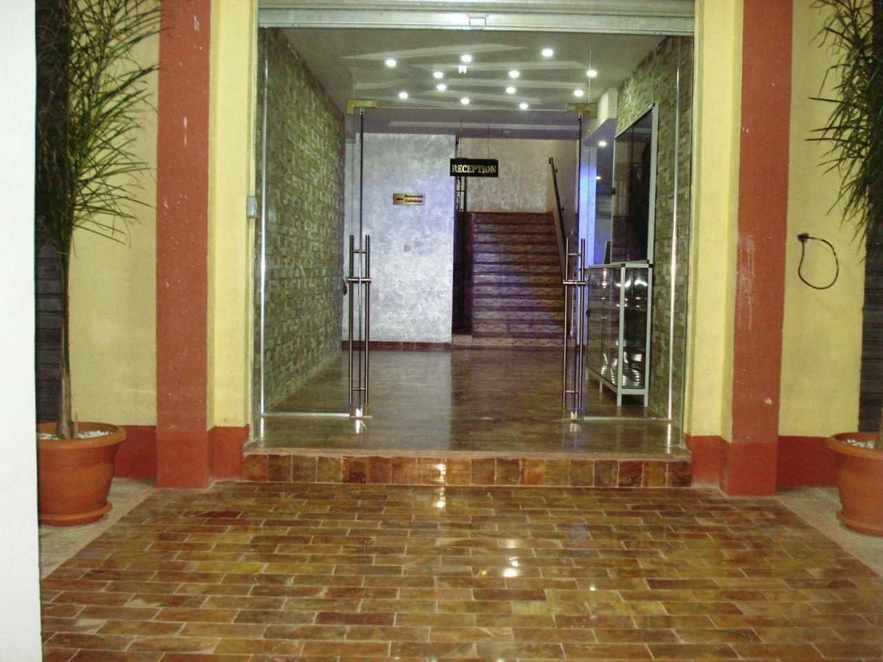 Adrar Takialt酒店 外观 照片